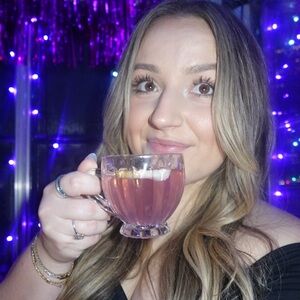 Meet your Posher, Karolina